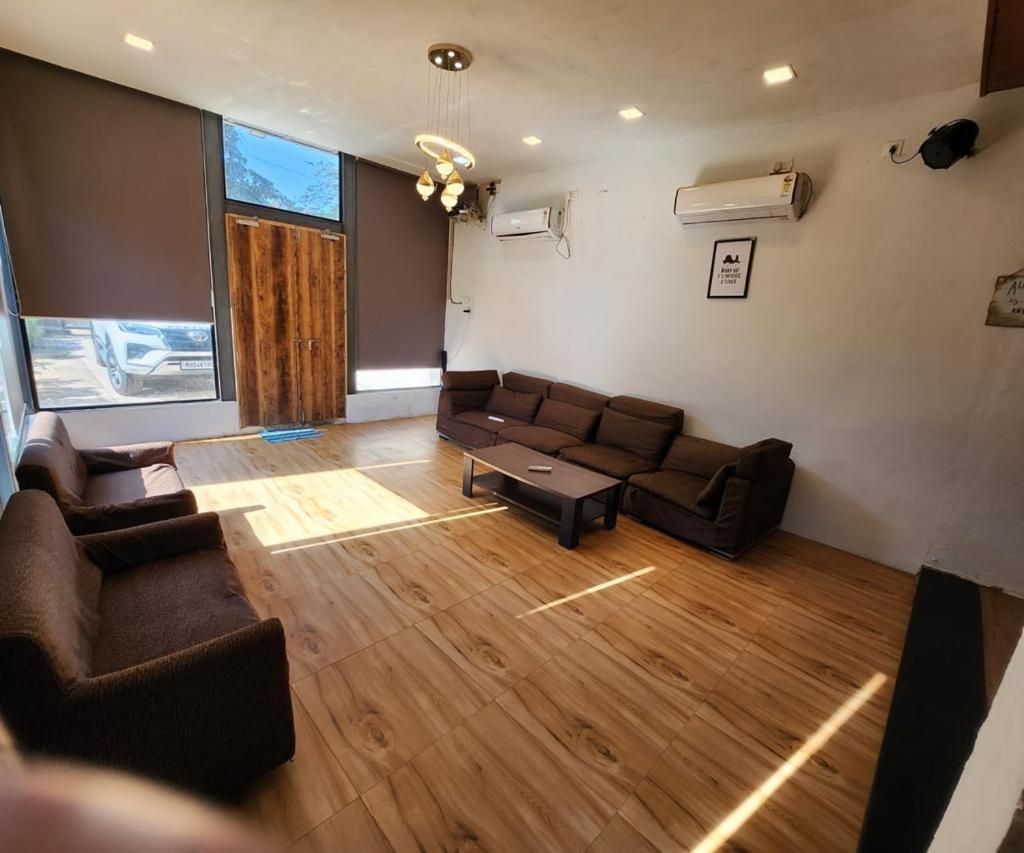Aaradhya Villa 5 Bhk Ovala Thane Kolshet エクステリア 写真